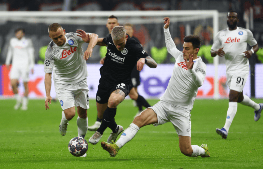 德甲赛场:法兰克福客场艰难胜出云达不莱梅的简单介绍 德甲赛场:法兰克福客场艰难胜出云达不莱梅的简单介绍