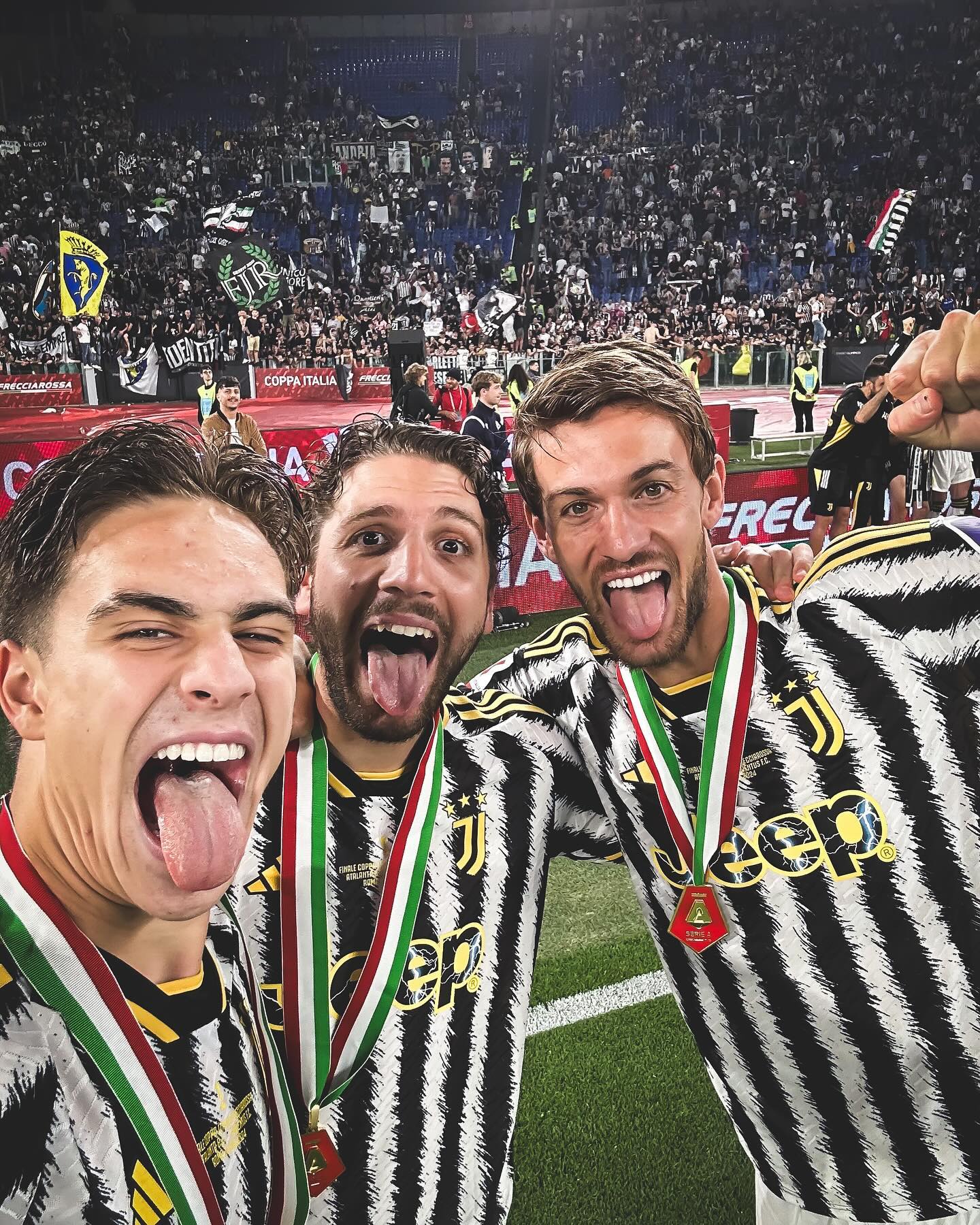 包含尤文图斯艰难取胜，晋级形势良好的词条