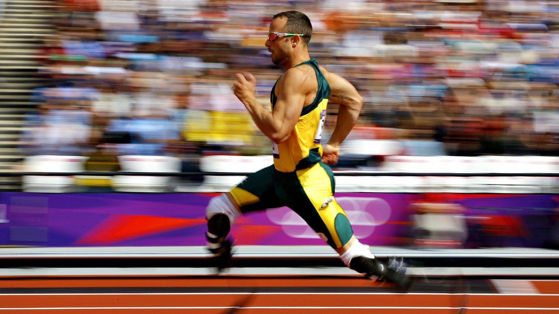 当篮球跨过海洋，辽宁队斩落湖人，班凯罗在英超接管比赛—体育世界的平行奇迹