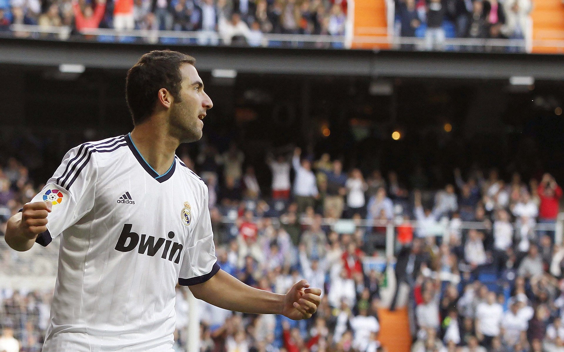 开云体育登录-莱奥的压制级艺术，米兰新王如何以马里式火力主宰克罗地亚防线